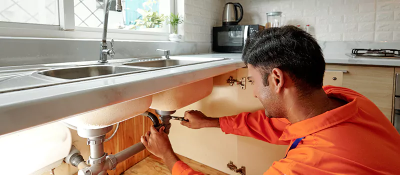 High Rise Toilet Repair and Replacement in Glen Abbey, Oakville